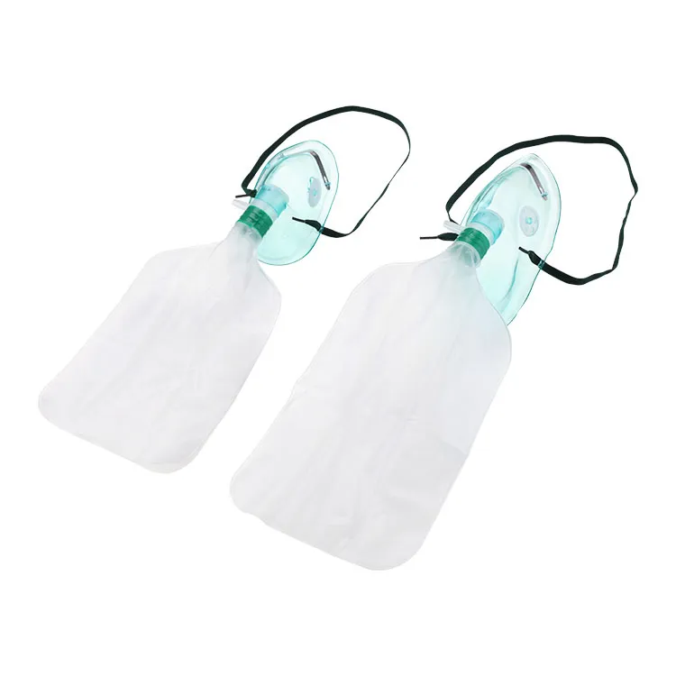medical oxygen mask with reservoir bag